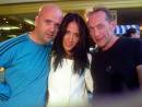 Samia et des fans masculin